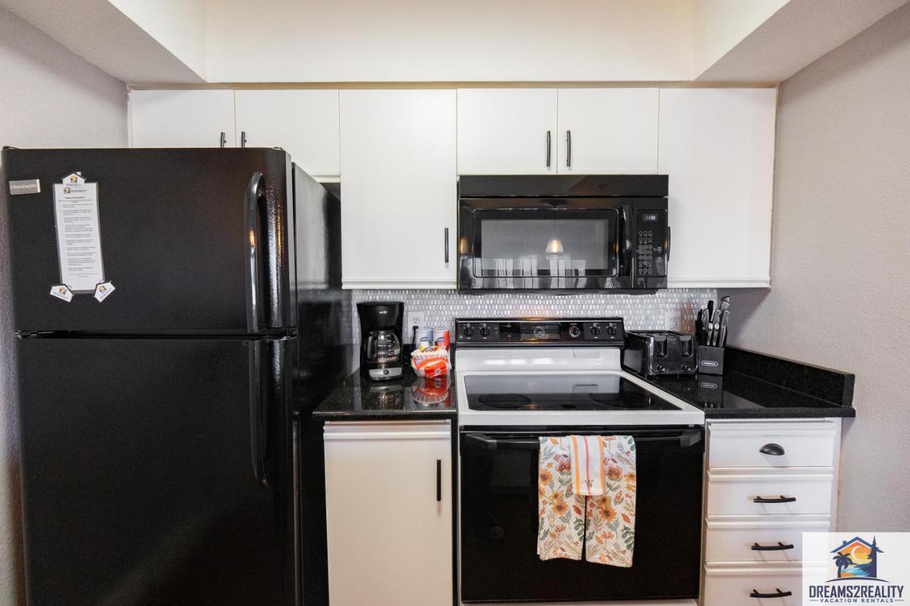 2Br Walk-In Condo - Near The 76 Strip - Free Wifi - Pool - Free Tickets Included - Clb-3 แบรนสัน ภายนอก รูปภาพ