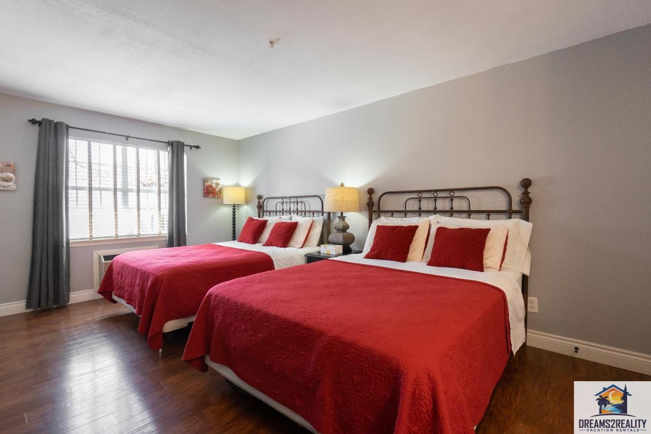 2Br Walk-In Condo - Near The 76 Strip - Free Wifi - Pool - Free Tickets Included - Clb-3 แบรนสัน ภายนอก รูปภาพ